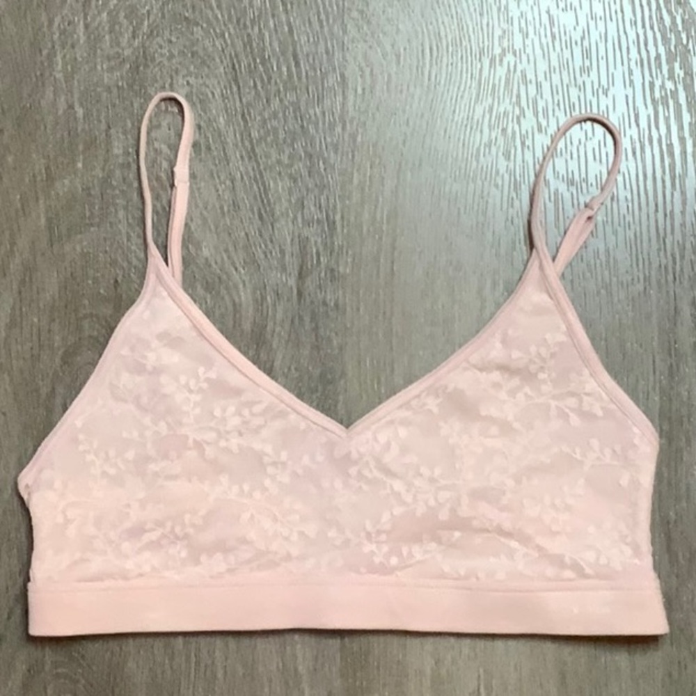 Calvin Klein Size Medium Soft Pink Bra - Never Worn!